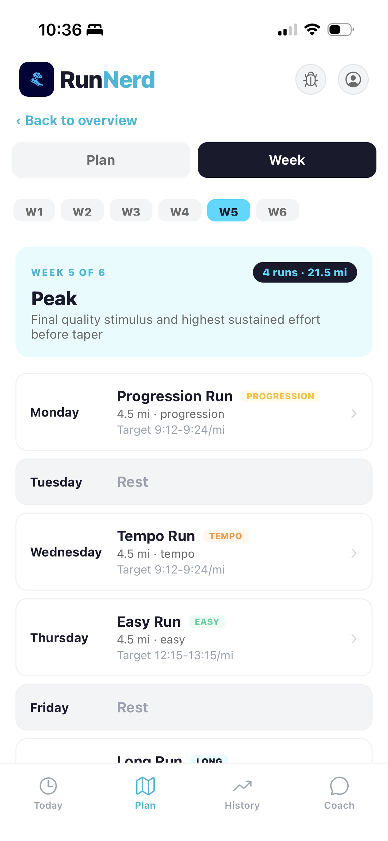 A week view in RunNerd showing planned workouts with pace targets for each day